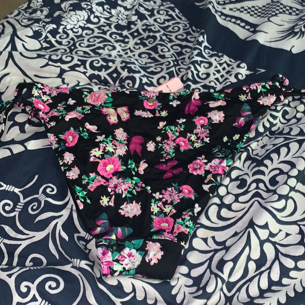 Victoria secret swimsuit - Picture 4 of 6